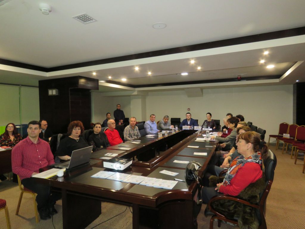 Drum nou, asfaltat, pentru oamenii din Traian-Peceneaga-Ostrov-Dăeni-Făgărașu Nou