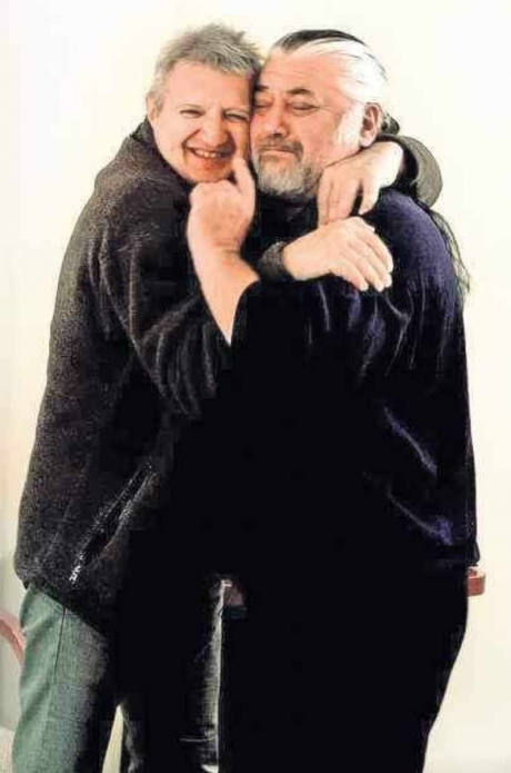 Doliu uriaș în muzica românească: a murit fondatorul trupei Phoenix/ Video